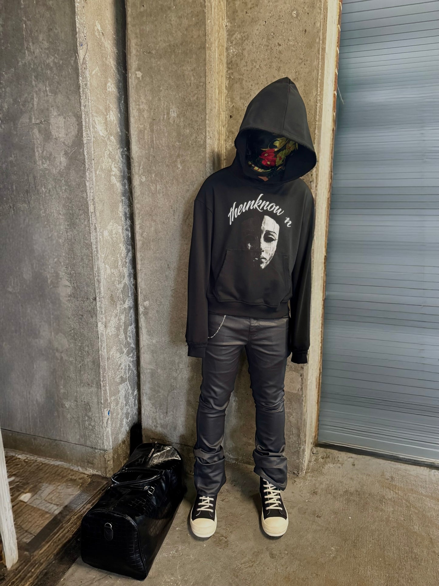 UNKNOWN FACE HOODIE