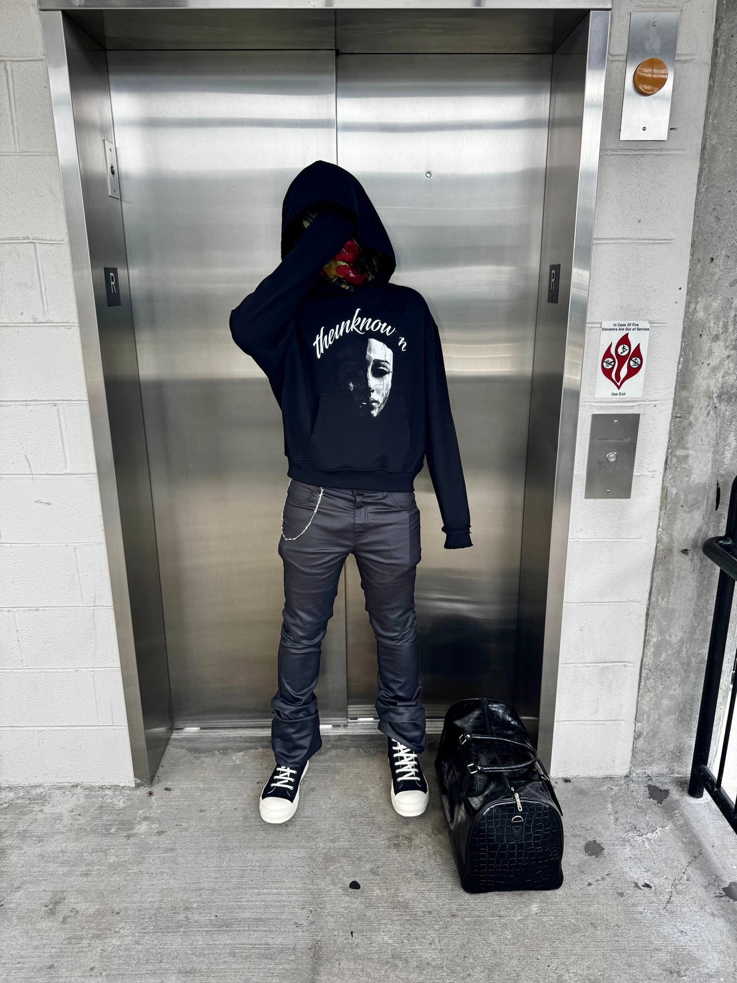 UNKNOWN FACE HOODIE